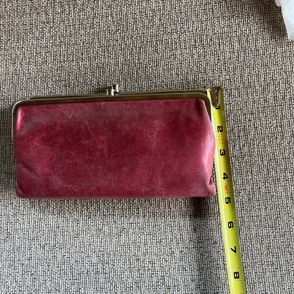 Hobo Lauren Wallet - Picture 9 of 9